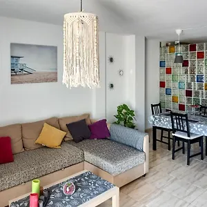 Casa La Sonrisa Shared House Guest house